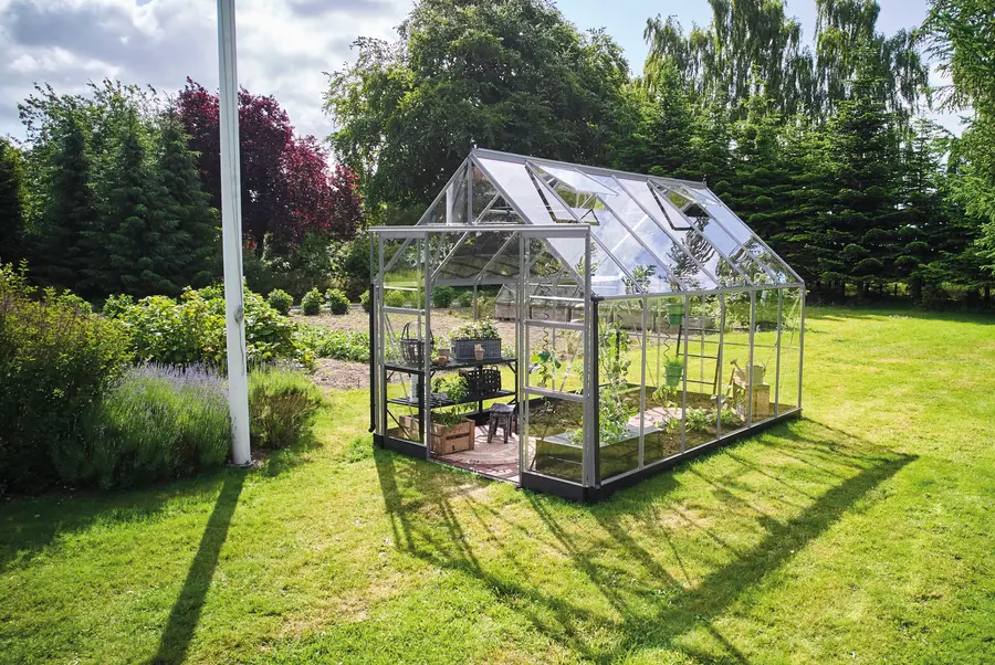 ICON 8 · 9.7 m² (8' x 12') Alu m/3 mm Hærdet Glas